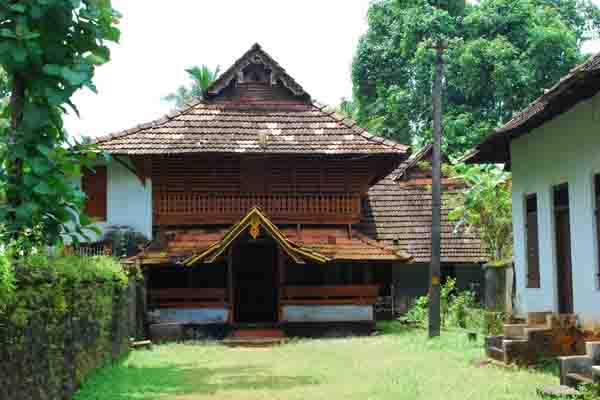Poonjar Palace in Kottayam, Kerala | Keralaorbit