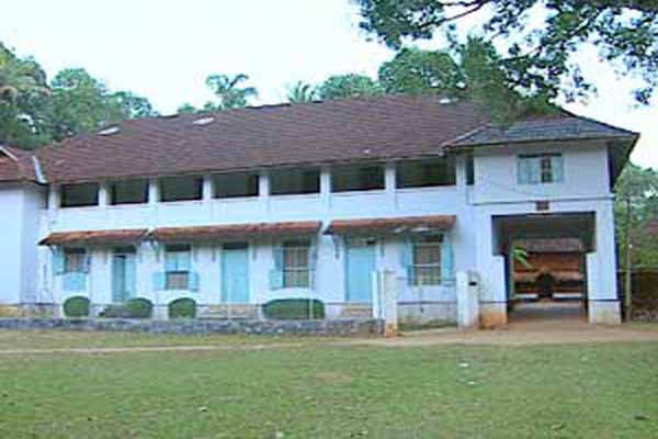 Poonjar Palace in Kottayam, Kerala | Keralaorbit