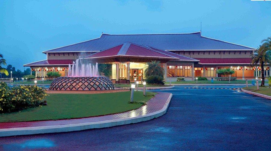 Lulu International Convention Centre